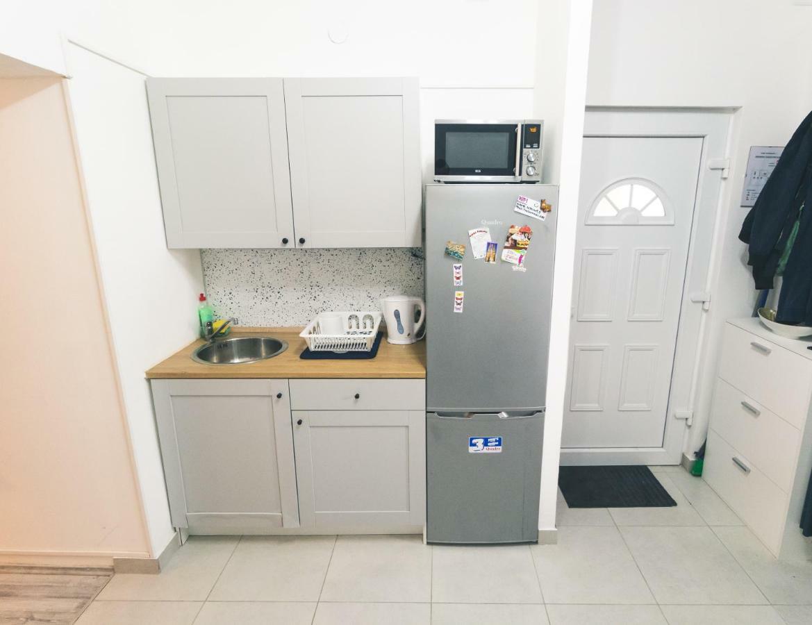 Newly Adapted Studio 88 With Free Parking Zagreb Exterior photo